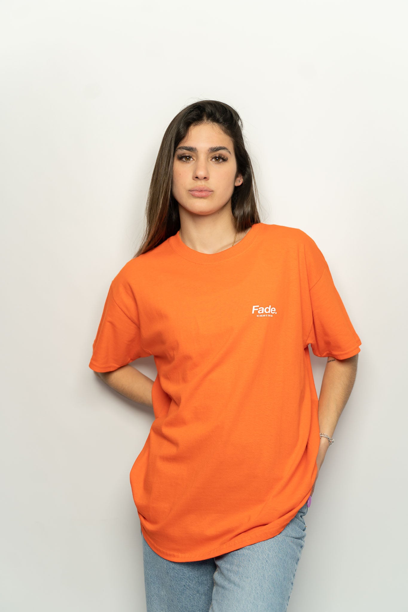 SCRIPT TEE ORANGE, 57% OFF